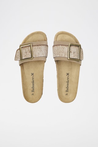 Mules en cuir 
Beige