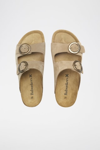 Mules en cuir 
Marron