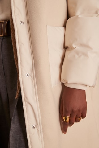 Abrigo con capucha - Beige