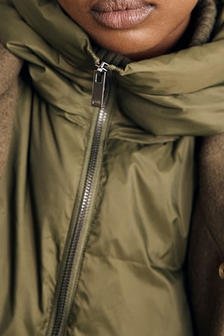 Pechera con capucha - Caqui