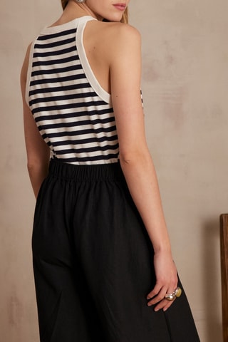 Top - Blanco y negro