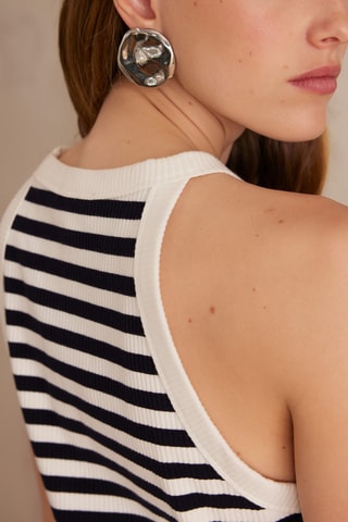 Top - Blanco y negro