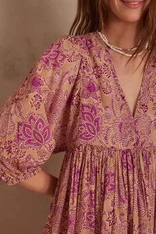 Vestido evasé - marfil y fucsia