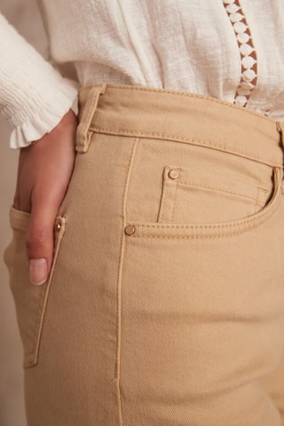 Pantalón ancho - Beige