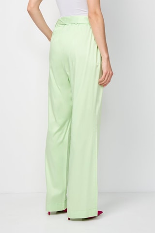 Broek 
Groen