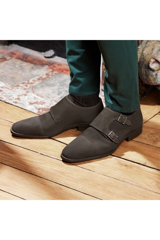 Derbies de nobuk con hebillas Andrew - Gris