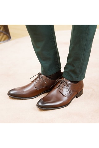 Derbies de piel Renato - Marrón