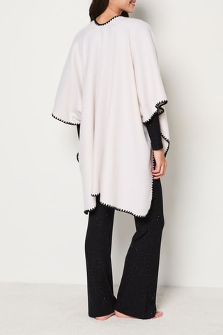 Poncho Millia - Ecru