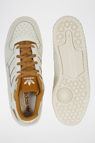 Baskets en cuir Forum Low CL - Ecru