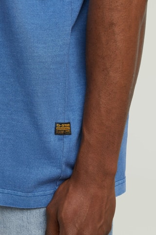 T-shirt loose in cotone bio Overdyed Center Chest - Indaco