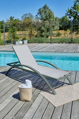 Tumbona apilable Barcelona - 195 x 32 x 74 cm