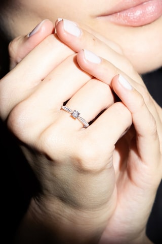 Anello Solitaire Merveille - Oro bianco e diamante - Le Diamantaire