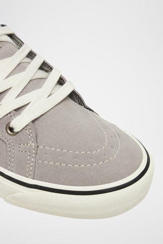 Baskets montantes en nubuck MTE Sk8-Hi Insulated - Gris et blanc