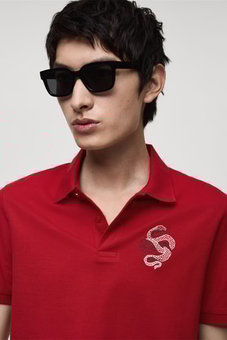 Polo 100 % coton brodé graphique poitrine - Rouge