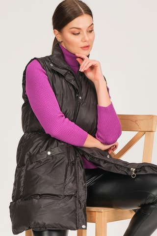 Lange gewatteerde jas. - Zwart