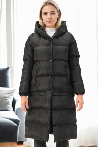 Lange gewatteerde jas met capuchon - Zwart