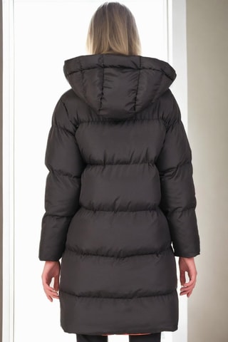 Lange gewatteerde jas met capuchon - Zwart en rood