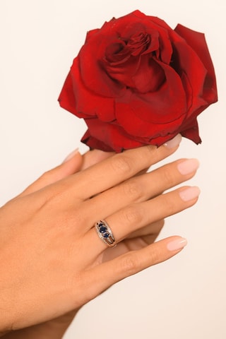 Anillo Indus  - Oro blanco, zafiros y diamantes