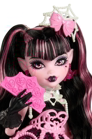 Poupée Draculaura Anniversaire Monstrueusement Mémorable - 4 ans