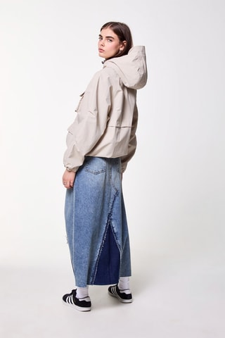 Chaqueta con capucha - Beige