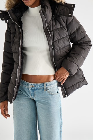 Piumino con cappuccio - Nero