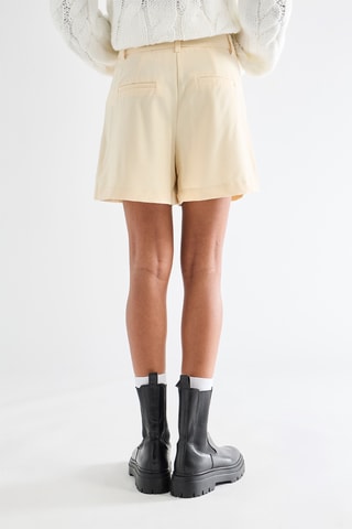 Shorts - Beige