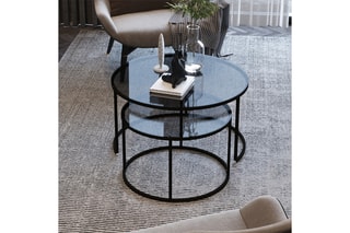 2 tables gigognes en verre - 42 x 37 / 60 x 43 cm