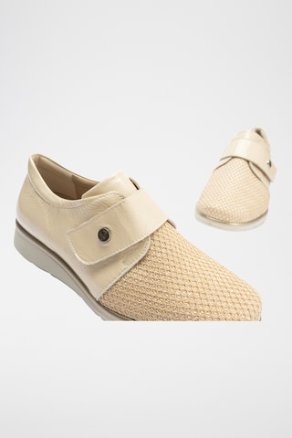 Baskets en cuir verni - Beige