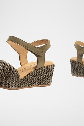 Sandali con zeppa in pelle scamosciata - Kaki