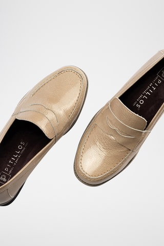 Mocassini in pelle verniciata - Beige