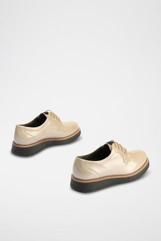 Stringate in pelle verniciata - Beige