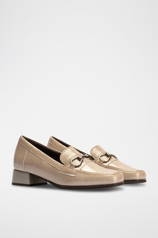 Mocassins à talons en cuir verni - Beige