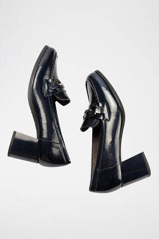 Mocassins à talons en cuir verni - Bleu marine