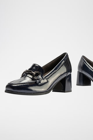 Mocassins à talons en cuir verni - Bleu marine