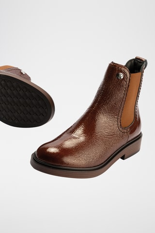 Bottines en cuir verni - Camel