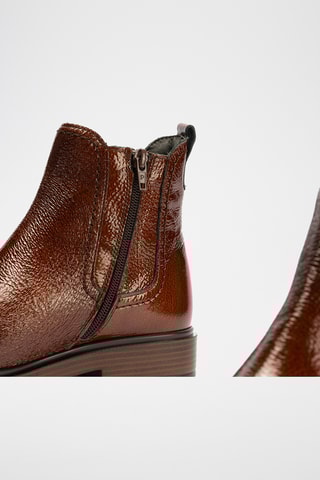 Bottines en cuir verni - Camel