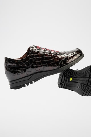 Baskets en cuir verni - Bordeaux