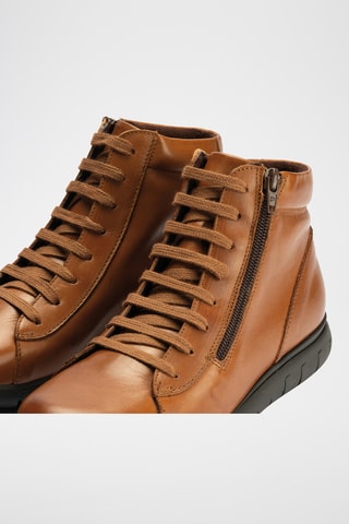 Baskets montantes en cuir nappa - Camel