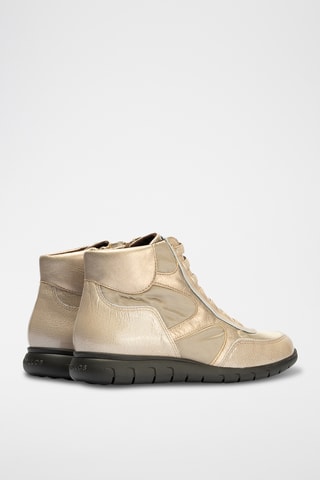 Baskets montantes en cuir verni - Beige