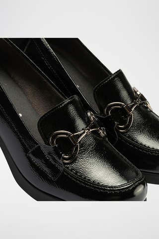 Mocassins à talons en cuir verni - Noir