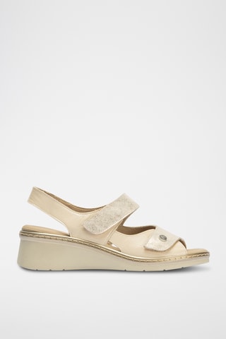 Sandales compensées en cuir verni - Beige