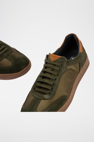 Sneakers in crosta di pelle - Kaki