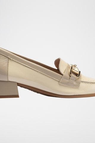 Mocassini in pelle verniciata - Beige