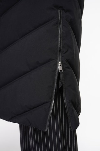 Anorak con capucha  - Negro