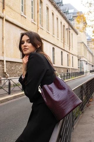 Borsa a secchiello in pelle Bruna - Bordeaux