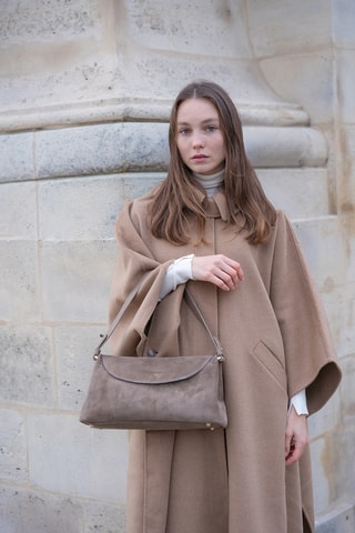 Borsa a spalla in pelle scamosciata  - Taupe