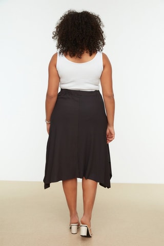 Falda asimétrica de talle alto - Negro