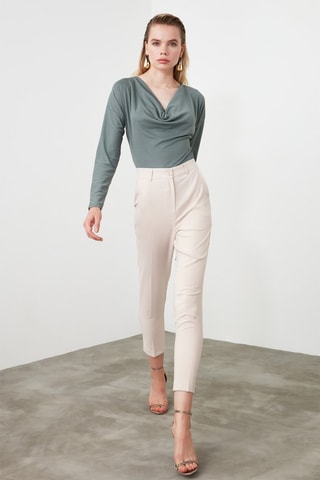 Pantalón pitillo de tiro alto - Beige