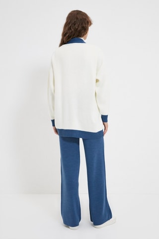 Cárdigan y pantalón wide leg -  y 