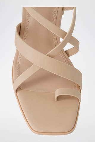 Sandalias de tacón - Beige